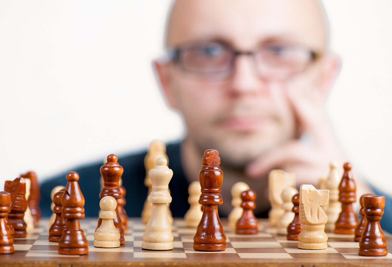 2025新澳兔费资料琴棋,精选解析、落实与策略